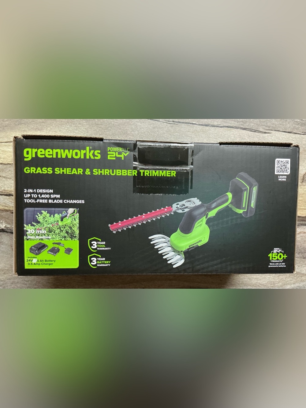 greenworks 24V GRASS SHEAR & SHRUBBER TRIMMER, 1.5Ah USB Battery and 0.5A Charge